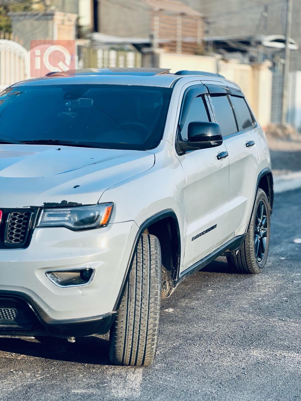 جيب جراند شيروكي